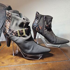 Relativity -  Giselle - Ankle Boots Croc Print Stretch Brown Heels - Size 6.5